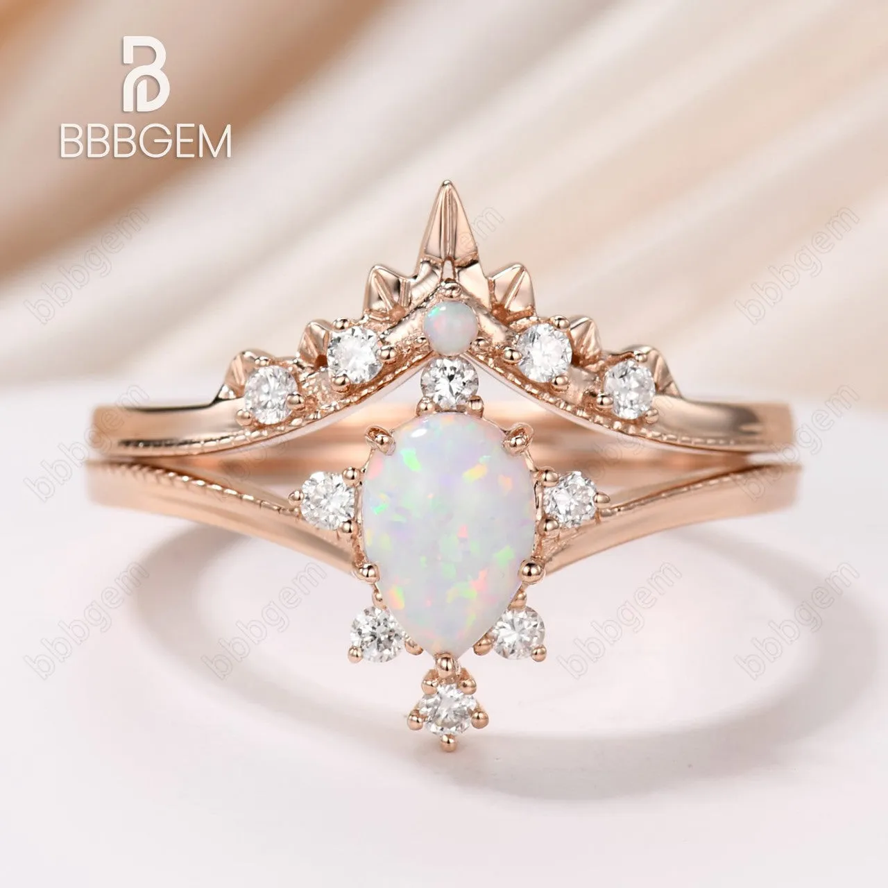 14K/18K Gold Vintage Pear Shaped Opal White Gold Engagement Ring Milgrain Bridal Set