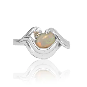 14kt White Gold Opal ring