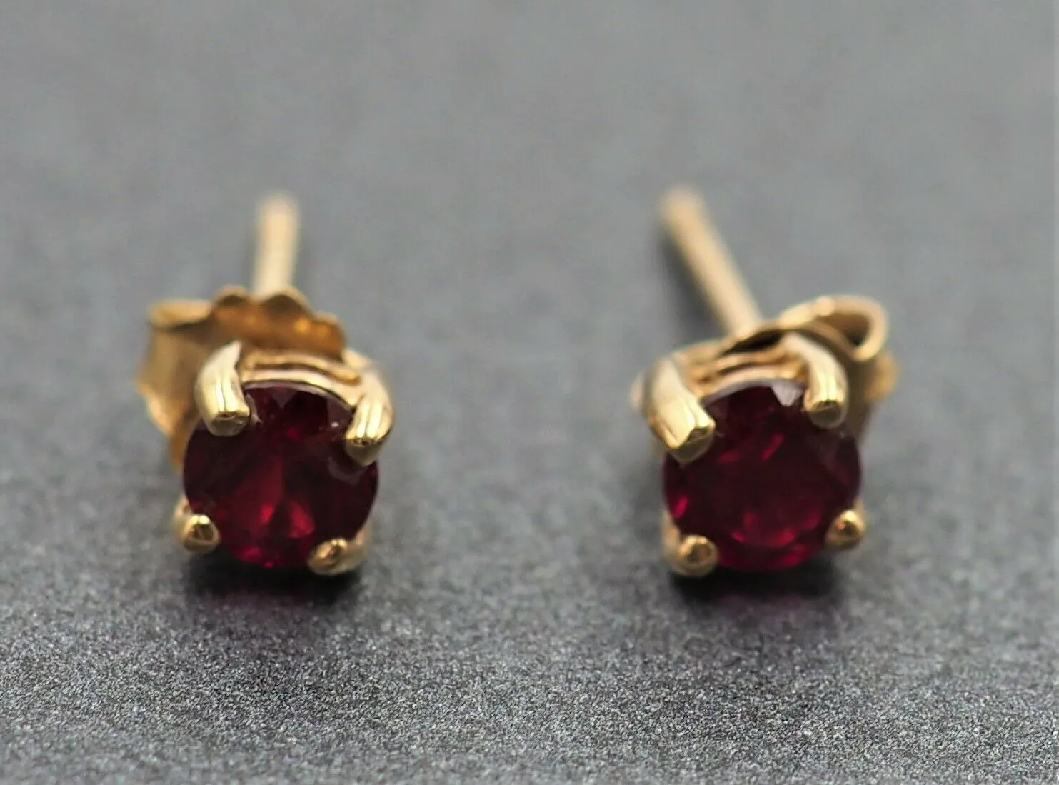 9ct Yellow Gold Ruby Stud Earrings