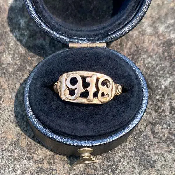 Antique "1918" Date Ring