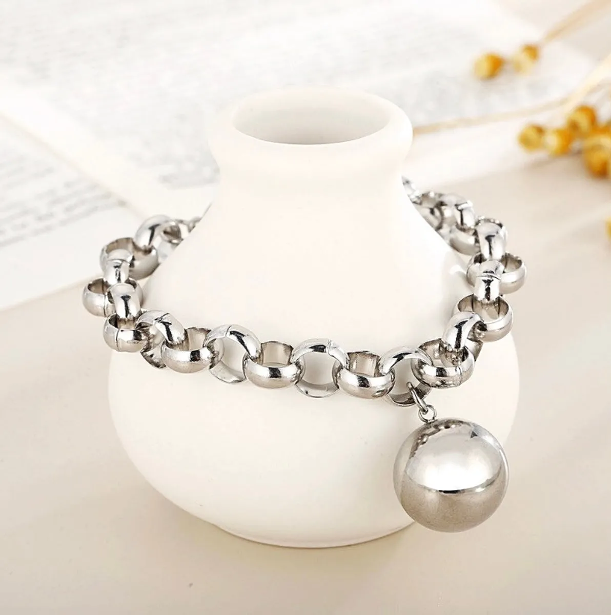 Big ball rolo chain bracelet