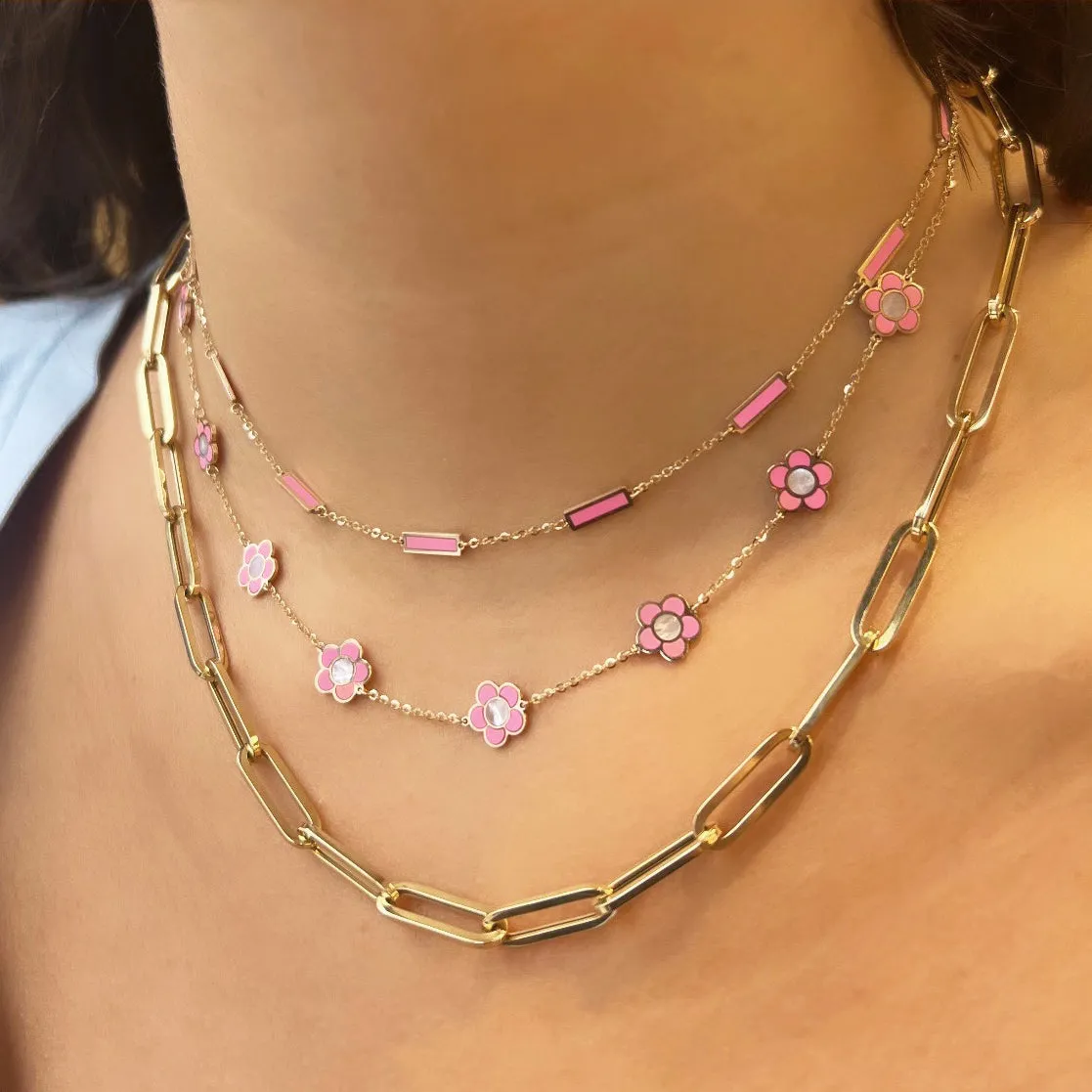 Bubblegum Pink Daisy Necklace