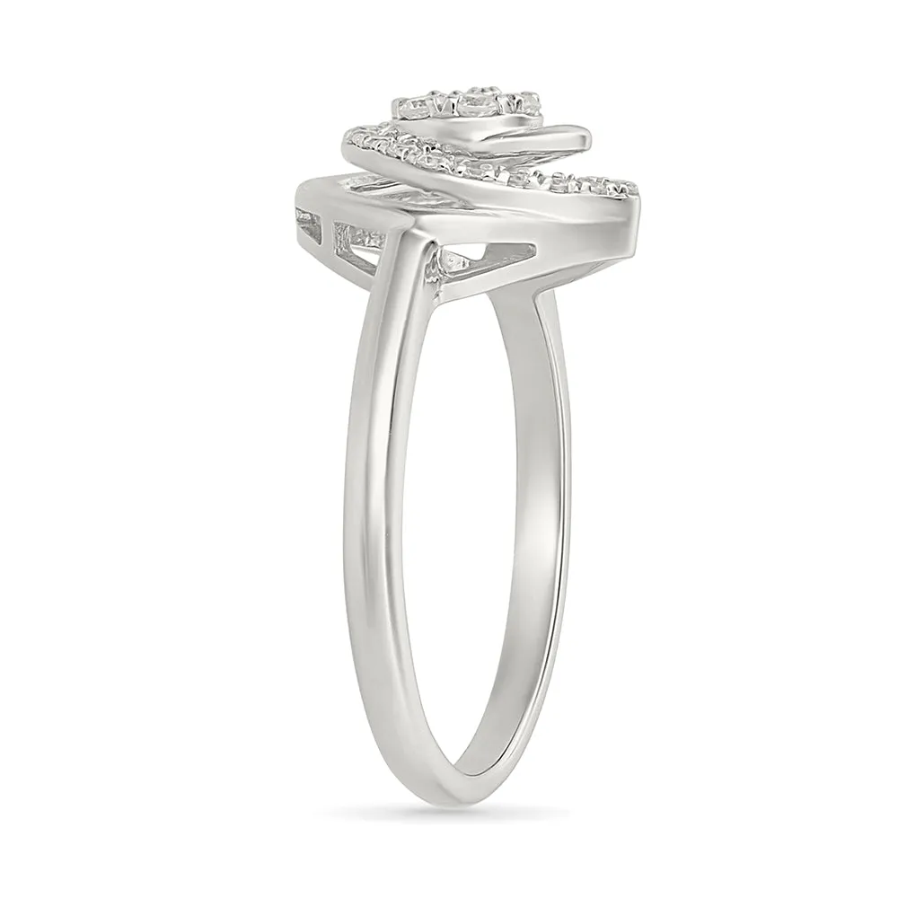 Dainty Square Shape Gold & Diamond Ring