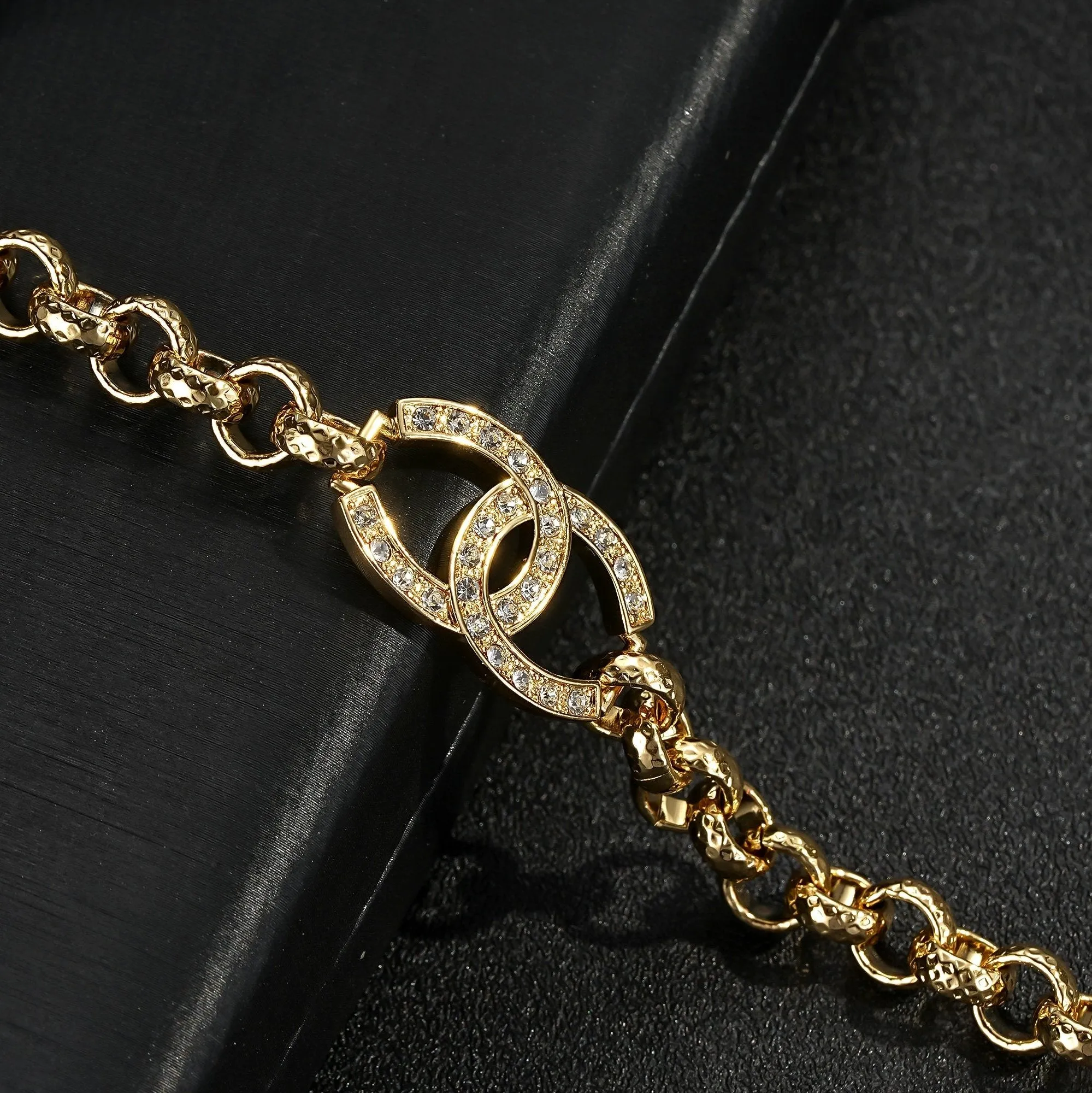 Gold Horseshoe Belcher Bracelet Stones 8/8.5 Inch