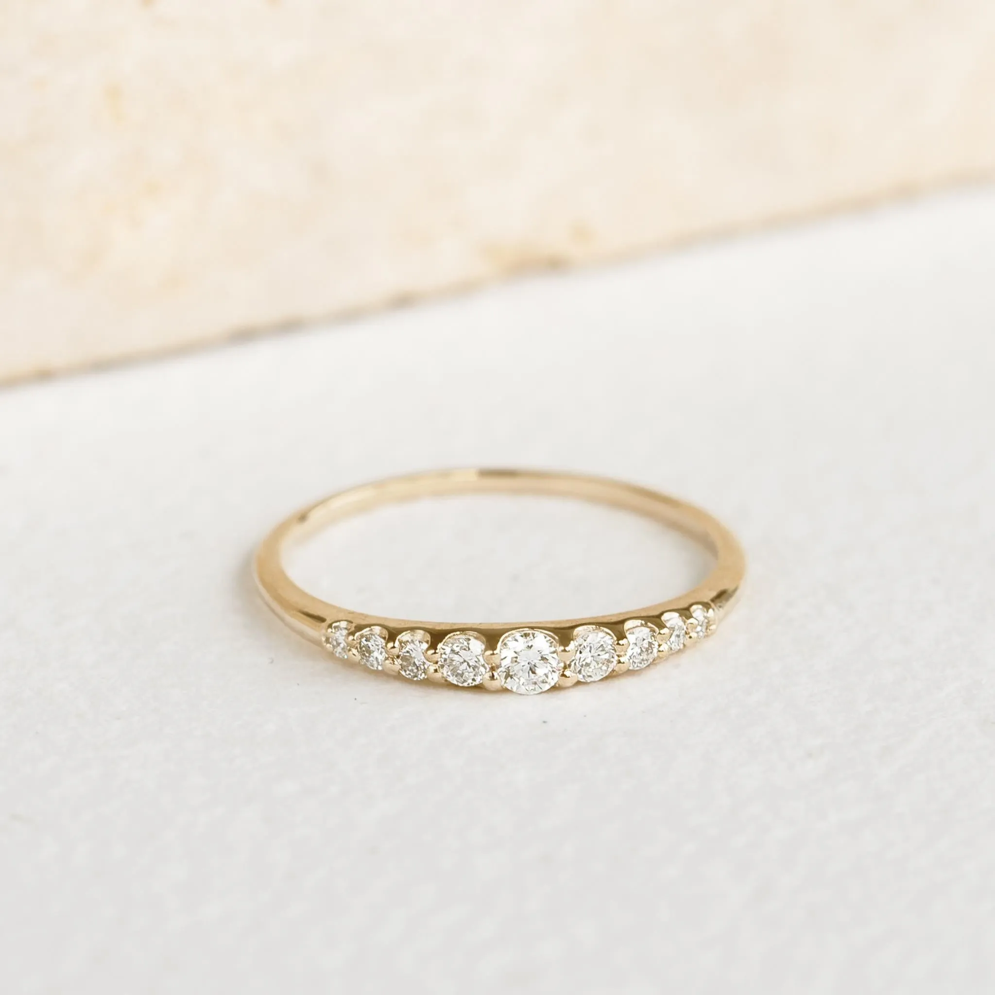 Graduated Diamond Ring 14k Gold - Zoe