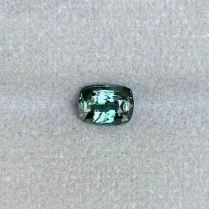 Natural Green sapphire 1.61 crt. Forest green