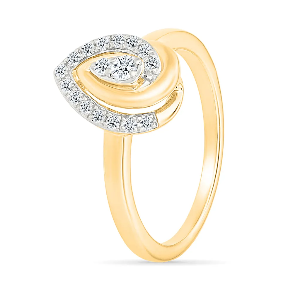 Oval Cluster Gold & Diamond Ring