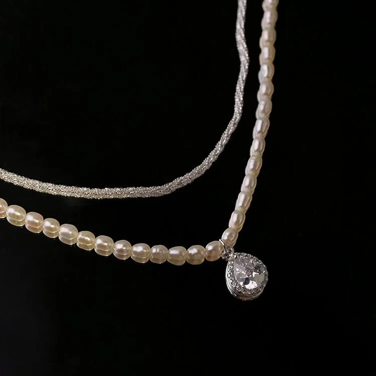 Shiny Zircon Pendant Freshwater Pearl Necklace