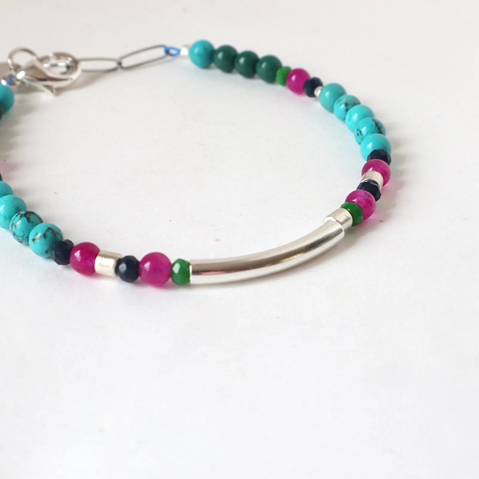 Silver bar juicy coloured bracelet